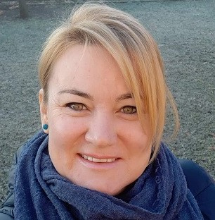  Nmet magntanr: Szabn Ivnyi Erika profilkpe