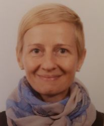  N�met mag�ntan�r: M�ty�s Krisztina profilk�pe